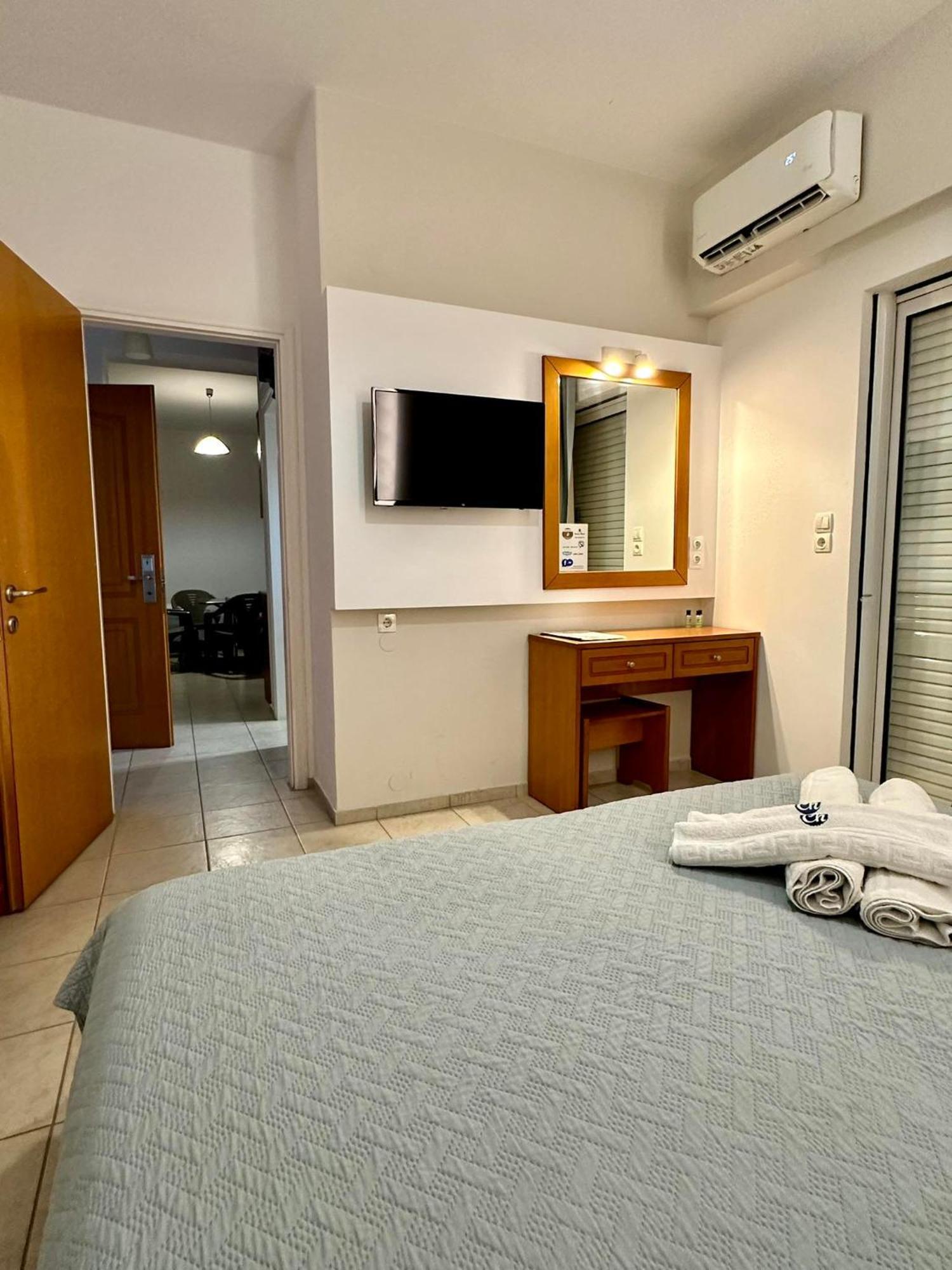Castro Hotel Amoudara  Bagian luar foto