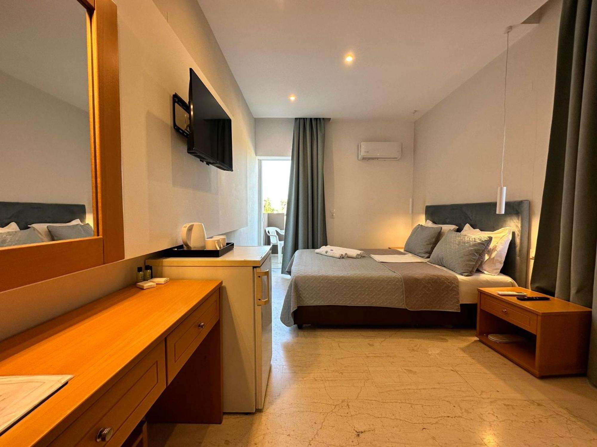 Castro Hotel Amoudara  Bagian luar foto