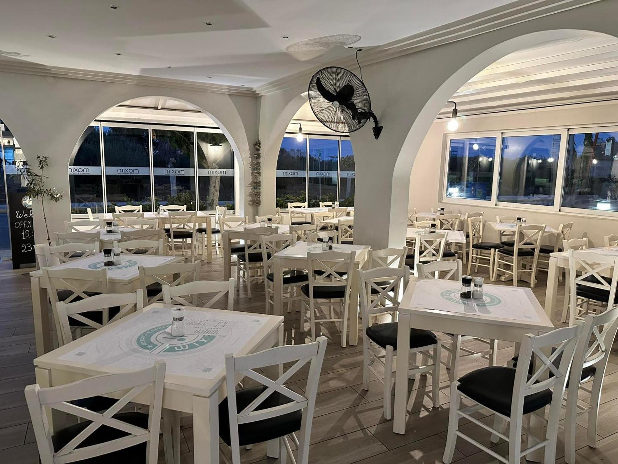 Castro Hotel Amoudara  Bagian luar foto